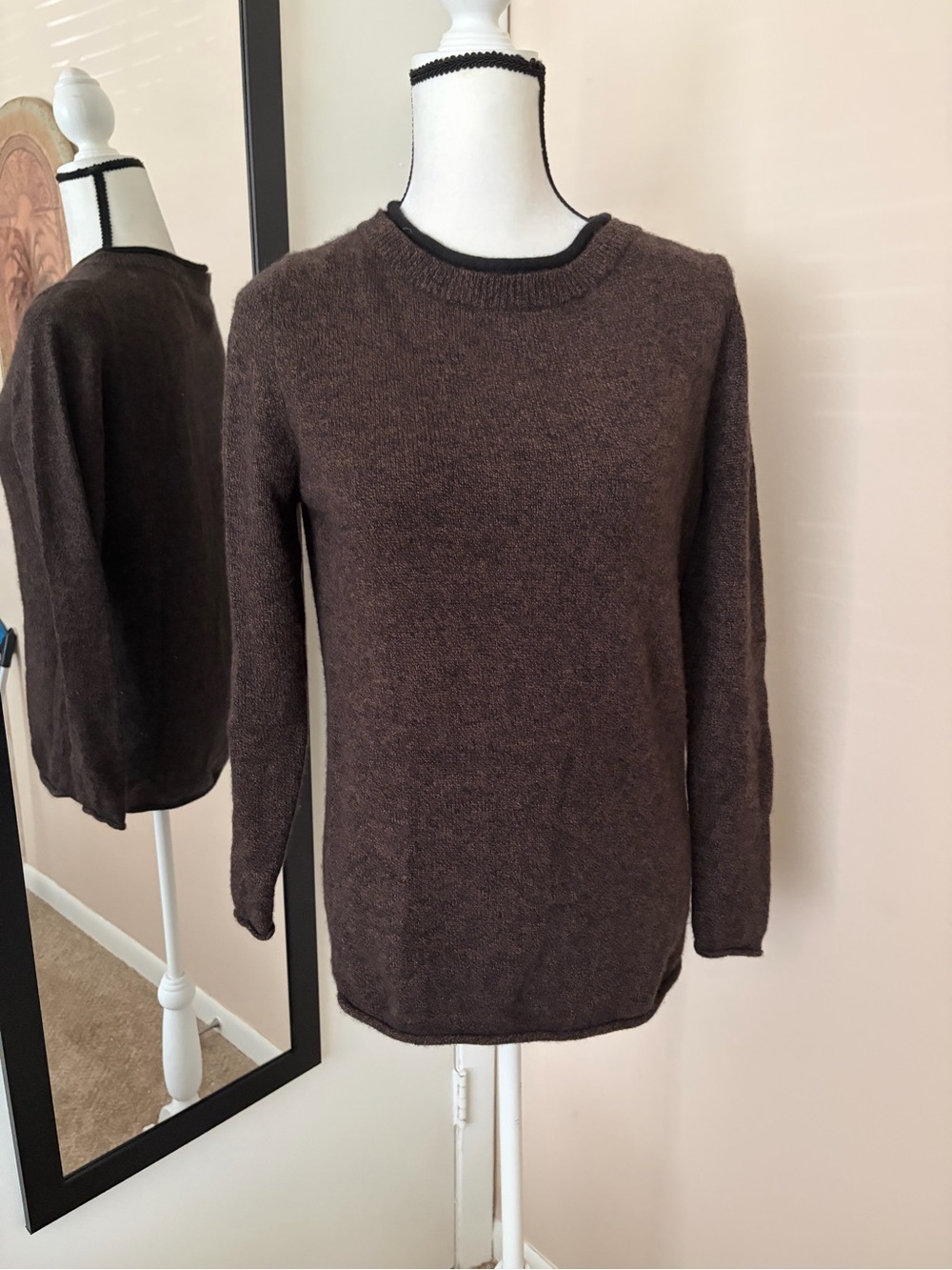 Plaza Bis 100% Cashmere Brown w/Black Long Sleeve Pullover Crew Neck Sweater. M